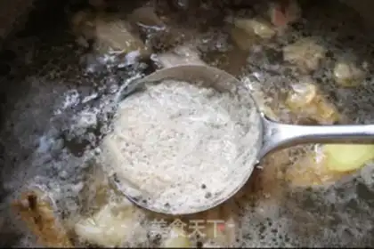 Make Crumbs and weed chicken soup step 2