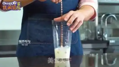 Make The treasured tea cloud, Molly step 6