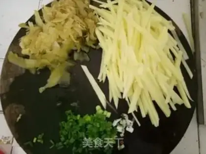 Make Homemade sour potatoes step 0