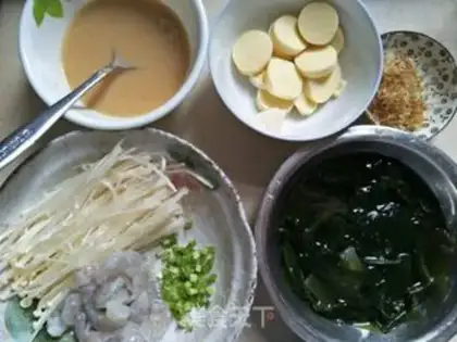 Make Shrimp balls, mushroom soup step 1