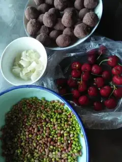 Make Cherry dumplings step 0