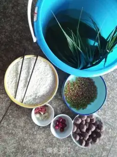 Make Cherry dumplings step 1