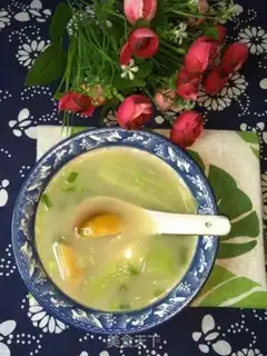 Make cucumber omelet soup step 6