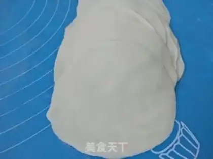 Make Hot noodle bun step 4