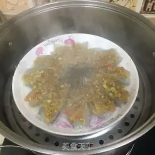 Make Garlic fan shrimp step 4