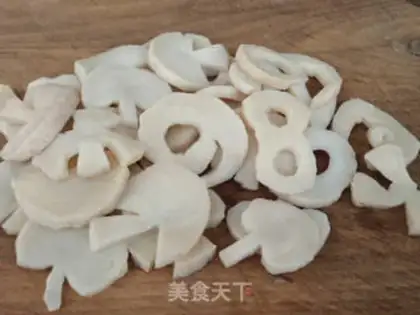 Make Curry-shaped apricot mushroom step 1
