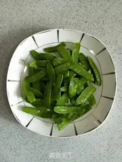 Make Sour chicken tofu fried Dutch beans step 2