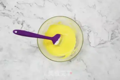 Make Pearl cupcakes step 5