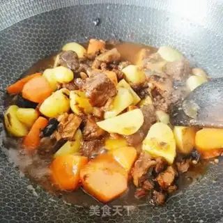 Make Cow roast potatoes and carrots step 15