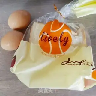 Make Microwave egg toast step 0