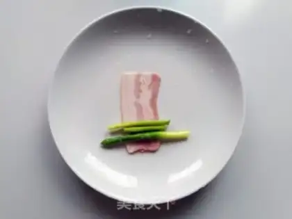Make Bacon rolls step 4