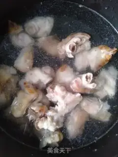 Make Roasted pig hoof step 1