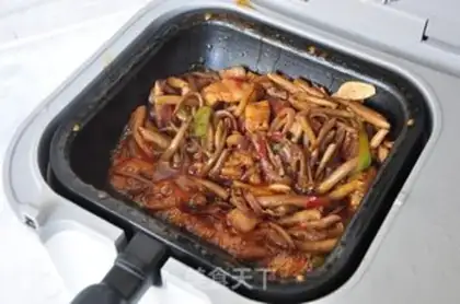 Make A dry pot of tea and mushrooms step 9