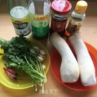 Make The cold hands tore the apricot mushrooms step 0