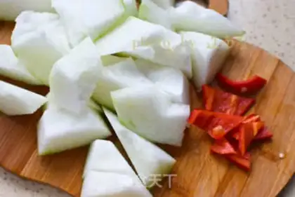 Make Dry melon step 1