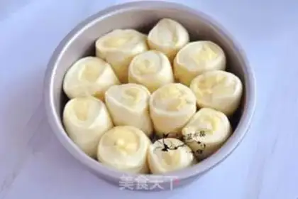 Make Souffle rolls step 8