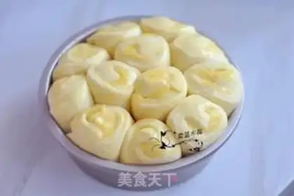 Make Souffle rolls step 9