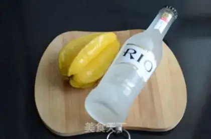 Make Peach and iced cocktails step 0