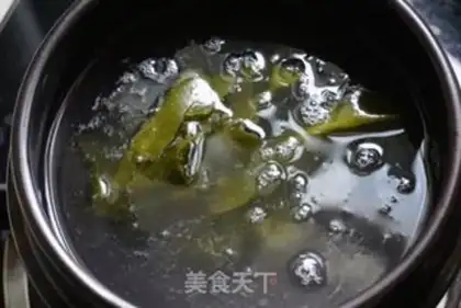 Make Korean sauce soup step 1