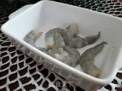 Make Tomato shrimp step 1