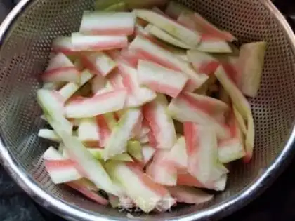Make Sweet melon step 2