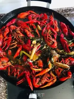 Make Thirteen fragrance lobster step 9