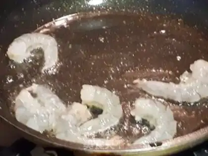 Make Tomato shrimp step 5