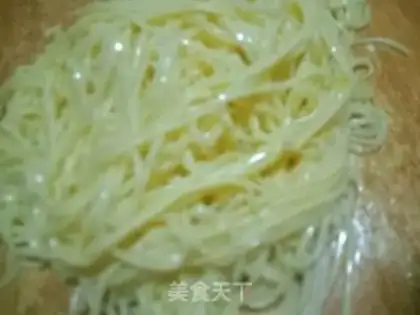 Make The appetizer noodles step 0