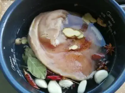 Make Pork hoof step 3