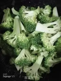 Make Beef fried broccoli step 0