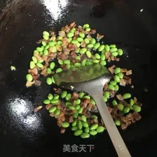 Make Weed sausages, soy sauce step 4