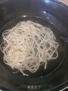 Make Porky peanut butter noodles step 3