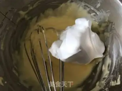 Make Yogurt cake step 7