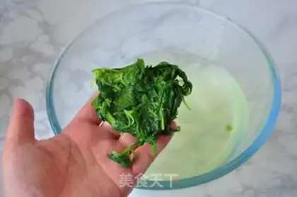 Make Cricket eggs step 1