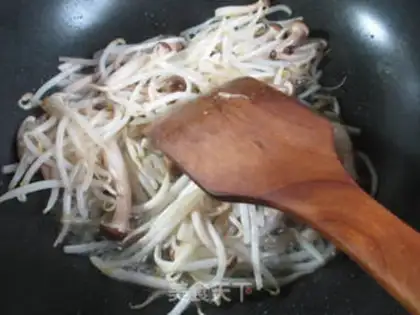 Make Crab mushrooms and sprouts step 5