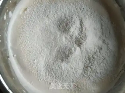 Make Spongebee Cake Cup step 3
