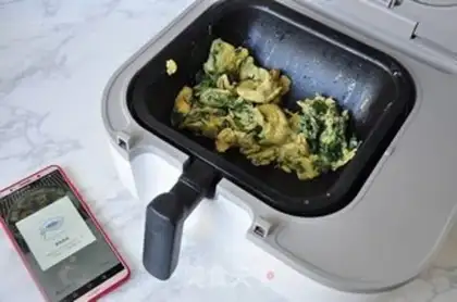 Make Cricket eggs step 9