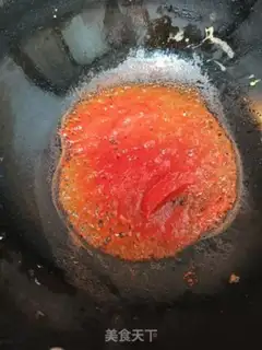 Make Tomato fried eggs step 2