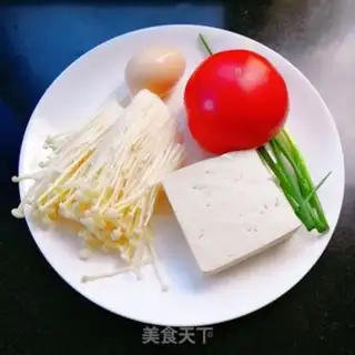Make Sour sweet tomato egg soup step 0