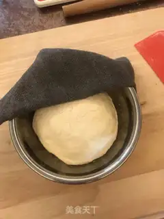 Make Seafood curry bread step 6