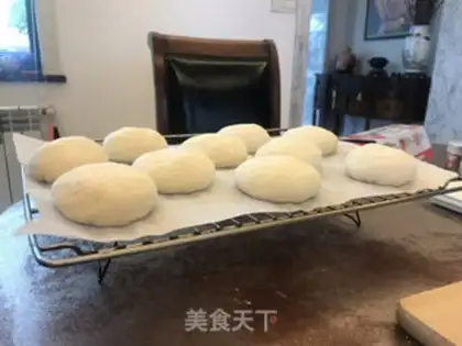 Make Seafood curry bread step 10