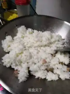 Make Pineapple rice step 7