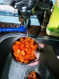 Make Cucumber milk step 4