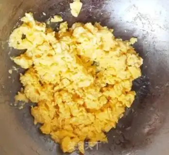 Make Three fresh dumplings step 3