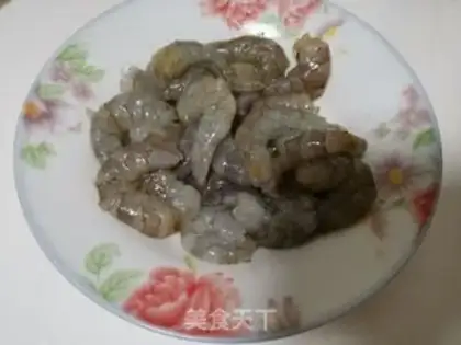 Make Shrimp with egg and shrimp step 1