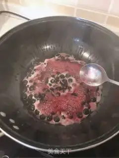 Make Blueberry sauce step 4