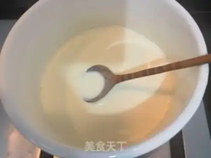 Make Q SUGAR AND EGG CREAM step 6