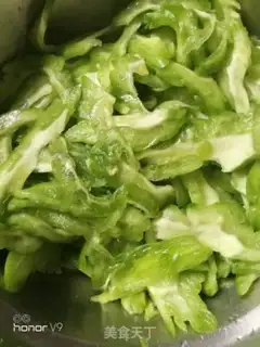 Make Chicken fried guacamole step 0