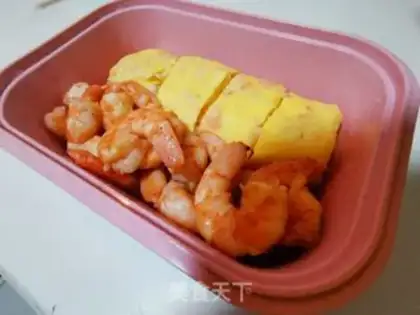Make Shrimp with egg and shrimp step 9