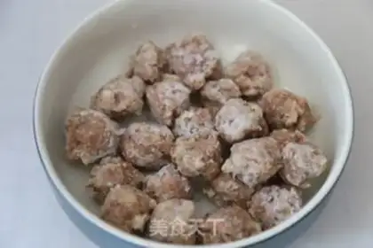 Make Dollies, meatballs step 1